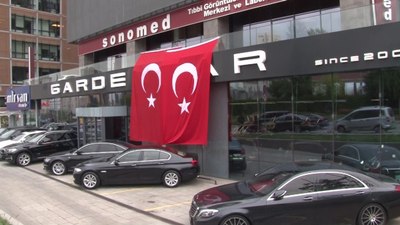 İstanbul'da panik anları: Galeriyi kurşunladılar