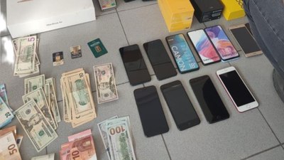 Bursa'da iPhone sevdası 6 milyon liradan etti