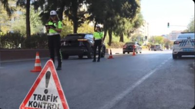 Yurt genelinde trafik denetimi: Toplam 535 bin 705 araca işlem yapıldı