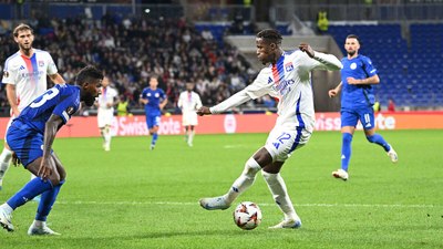 Lyon'da Wilfried Zaha kadroya alınmadı