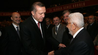 Cumhurbaşkanı Erdoğan'dan Recai Kutan için taziye mesajı