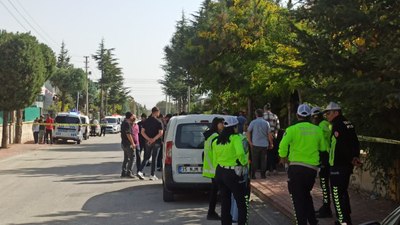 Konya'da ihbara gelen polisi bıçakladı