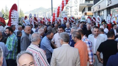 AK Parti'den Rize'deki boykot işletmesinin açılışına ilişkin açıklama: Disipline sevk edildiler