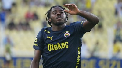 Osayi Samuel, Libya Havalimanında mahsur kaldı