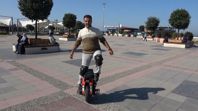 Tek teker aracıyla şehirler arası yolculukları sosyal medyada ilgi odağı oldu