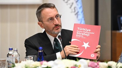 Fahrettin Altun: Yeni medyadaki kötücül faaliyetler kamu diplomasisinde planlamanın önemini ortaya koyuyor