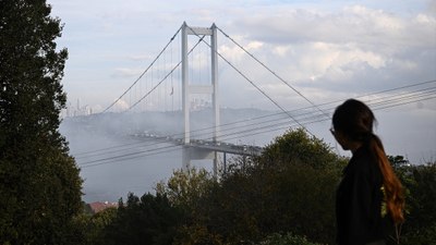 İstanbul'da etkili sis! Trafik yoğunluğu yaşanıyor