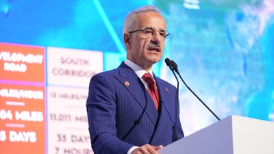 Abdulkadir Uraloğlu: Deprem bölgesinde ulaşım ve haberleşmede sorun yaşanmadı