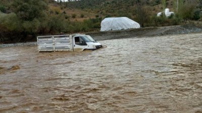 Diyarbakır'da mahsur kalan şoför kurtarıldı