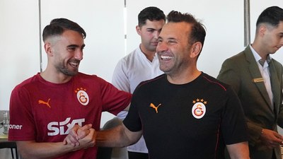 Galatasaray'da Okan Buruk'un doğum günü kutlandı