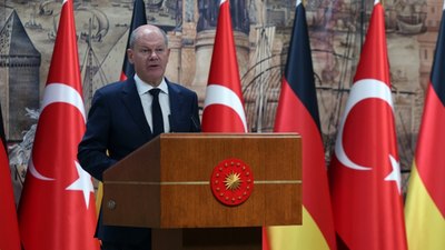 Almanya Başbakanı Scholz'dan vize açıklaması