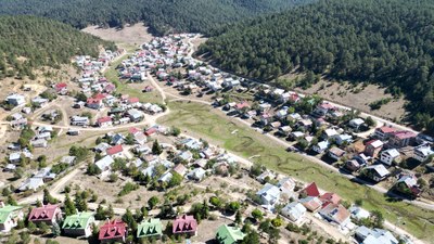 Sivas'ın Eğriçimen Yaylası beton yapılarla doldu