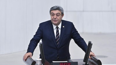 İyi Partili Dursun Ataş, AK Parti'ye geçiyor