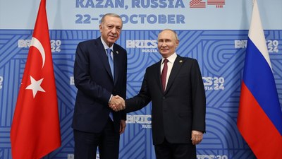 Cumhurbaşkanı Erdoğan, Putin’le bir araya geldi! Putin terör saldırısını kınadı