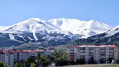 Palandöken'de termometreler eksi 10 dereceyi gördü