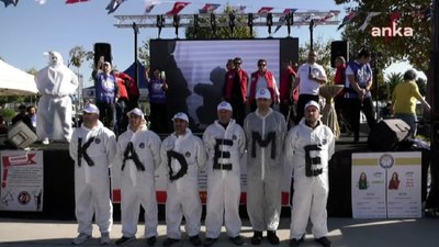 Emeklilikte kademeye takılanlar, İstanbul'da miting düzenledi