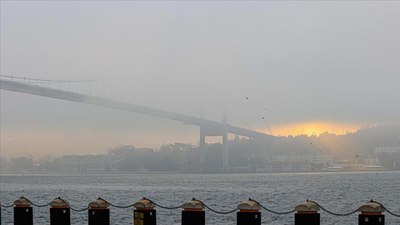 İstanbul Boğazı'nda sis nedeniyle gemi geçişleri çift yönlü askıya alındı