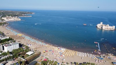 Mersin'deki Korikos Kalesi'nde 700 yıllık tuvalet ortaya çıkartıldı