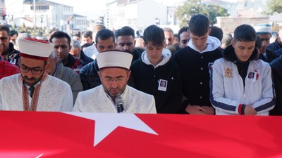 Şehit polis Mehmet Sıddık Temel, memleketi Erzurum'da toprağa verildi