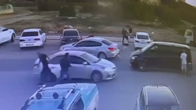 Antalya'da Rus salatalı uyuşturucu servisi! Polis baskınıyla yakalandılar