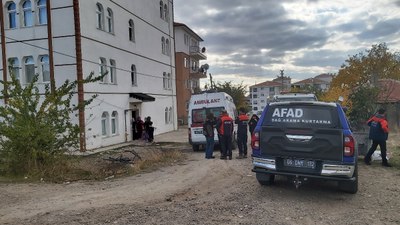 Ankara'da yangına müdahale eden itfaiye ve sağlık personeline saldırı