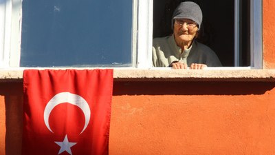 Sivas'ta bir asırlık çınar Fatma Ulucan: Bu yaşa kadar yaşamak güzel birşey