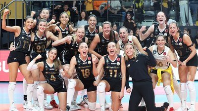 VakıfBank, Fenerbahçe'yi yendi