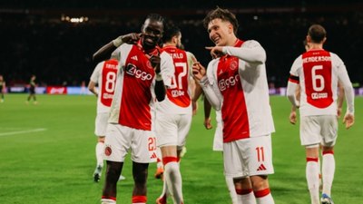 Ajax, derbide PSV'nin serisini bitirdi