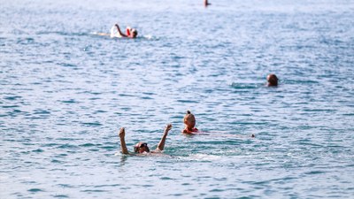 Antalya'da yaz devam ediyor