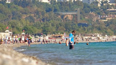 Antalya’da kasım ayında yazdan kalma günler