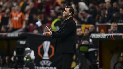 Okan Buruk, UEFA Avrupa Ligi'nde rekor kırdı