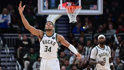 Lillard ve Antetokounmpo yıldızlaştı! Milwaukee Bucks kazandı