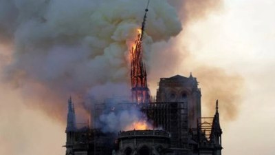 Notre-Dame Katedrali’nde çanlar yeniden çalmaya başladı