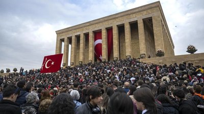 Anıtkabir, 10 Kasım Atatürk'ü Anma Günü kapsamında ziyaretçi akınına uğruyor