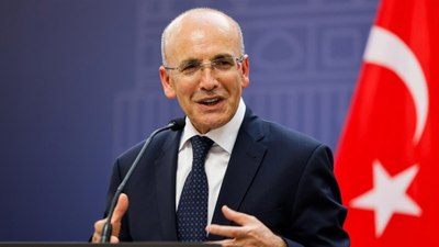 Mehmet Şimşek'in 'geceliği 5 bin dolar olan villada kalacağı' iddialarına yanıt