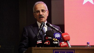 Abdulkadir Uraloğlu: Ankara-Bursa Hızlı Tren Hattı'nı Ankara-İstanbul Hattı'na bağlıyoruz