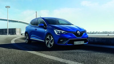 2026 Renault Clio test sırasında görüntülendi