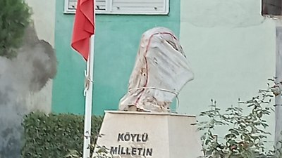 İzmir'de Atatürk büstüne saldırı olayında bir tutuklama