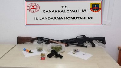 Çanakkale'deki uyuşturucu operasyonunda 3 evde arama yapıldı