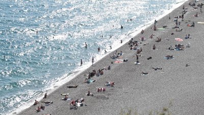 Antalya'ya yabancı turist akını: Hedef 17 milyon