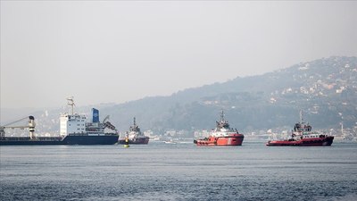 İstanbul Boğazı'nda gemi trafiği çift yönlü askıya alındı