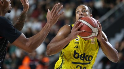 Fenerbahçe'de Devon Hall, sol elinden operasyon geçirdi