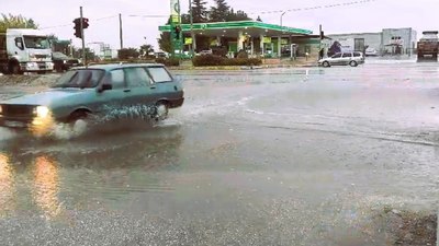 Denizli'ye aylar sonra yağmur yağdı