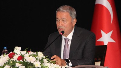 'Mehmetçik teröristleri kazdıkları çukurlara gömdü'