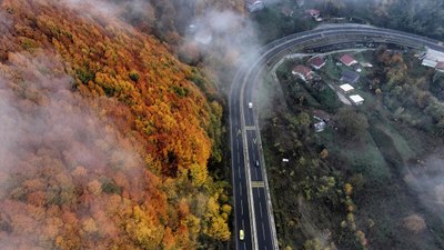 Bolu Dağı'ndan manzarayı izlemeden geçmiyorlar