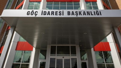 "İngiltere'nin yasa dışı göçmenlere yönelik anlaşma planladığı" iddialarına yanıt