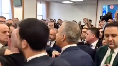 Meclis'te izdiham: CHP'li vekiller Ali Yerlikaya'nın önüne barikat oldu