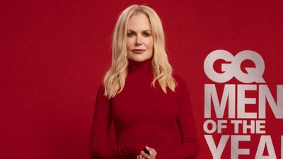 Nicole Kidman kırmızı elbisesiyle büyüledi