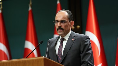 İbrahim Kalın CHP Genel Merkezi'nde sunum yaptı