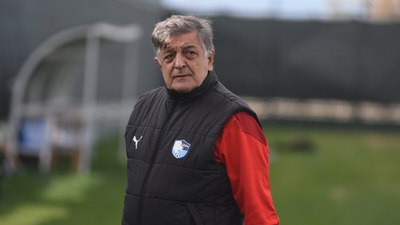 Yılmaz Vural: Roma'dan rica ediyorum, Montella'yı alın